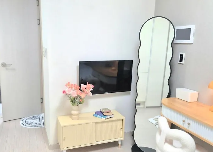 #6906 Dorm Bed In A Triple Station Area In 강남 신논현역