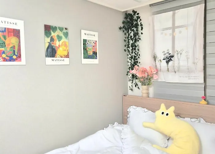 #6906 Dorm Bed In A Triple Station Area In 강남 신논현역 * ソウル特別市